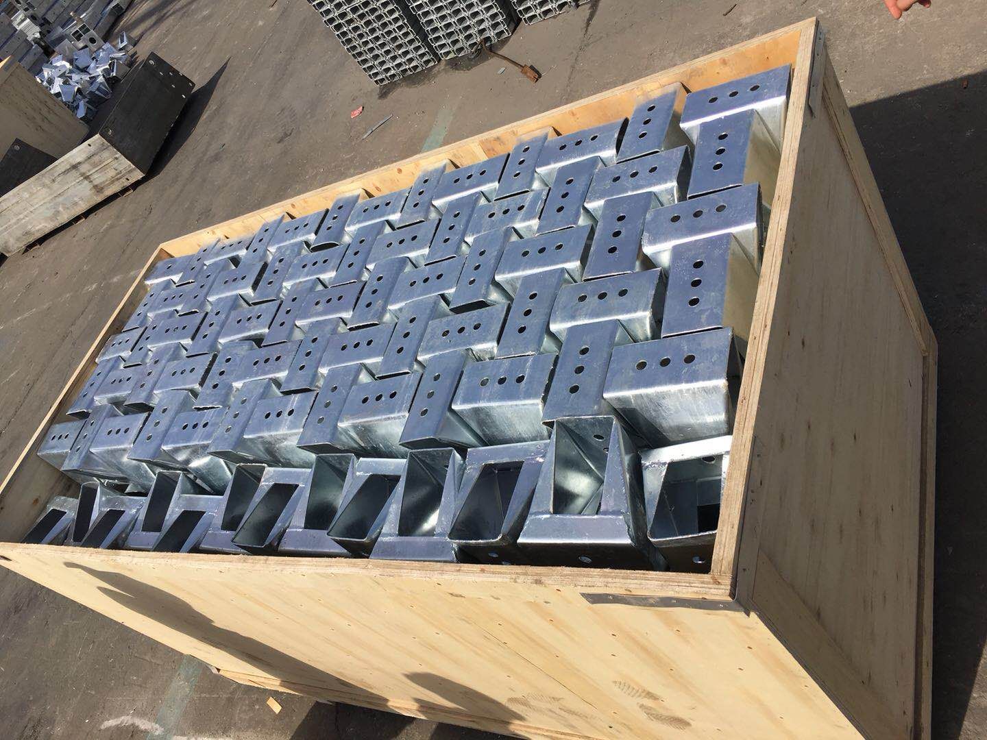 ISO 9001 W Beam Anti Collision Guardrail Galvanized Steel Highway Guardrail