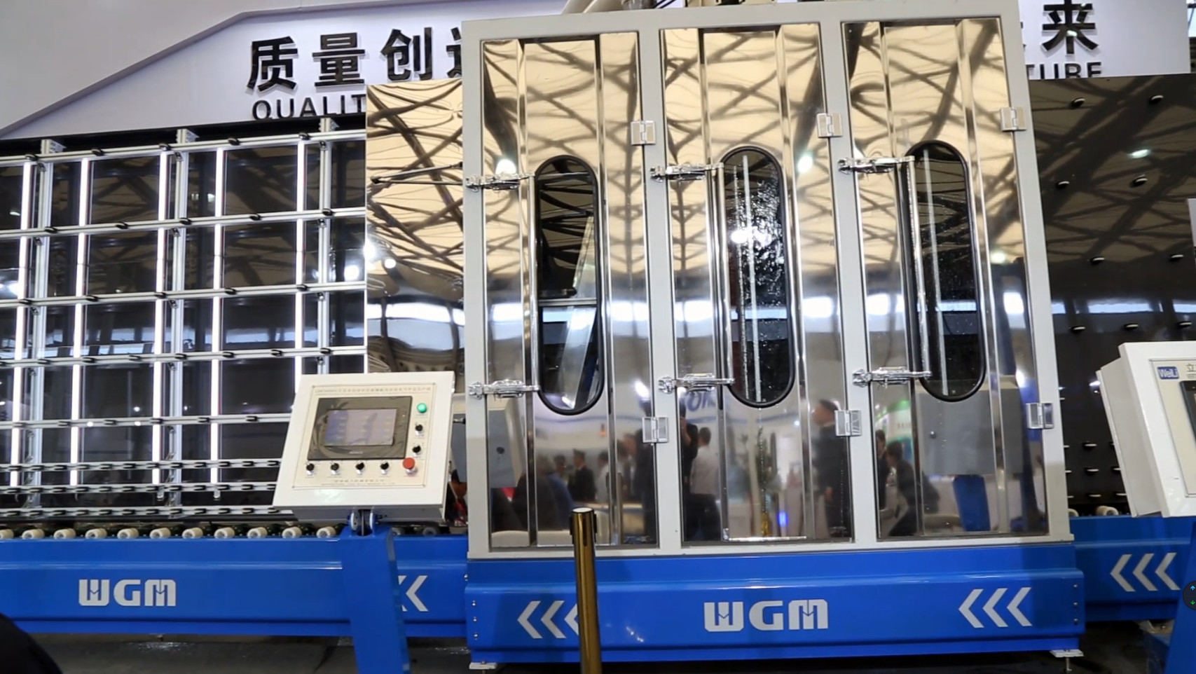 Omron Control Insulated Glass Machine , Double Glass Machine CE Approval