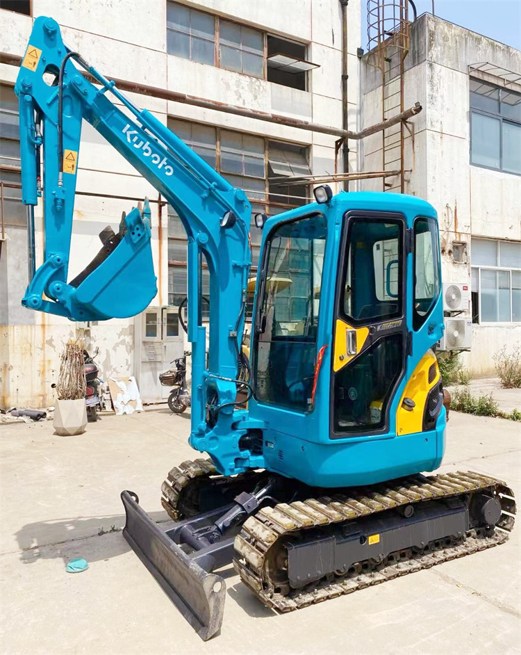 Made in Japan Original Design 3 Ton Kubota Mini Excavator U30 with U30 Rubber Track