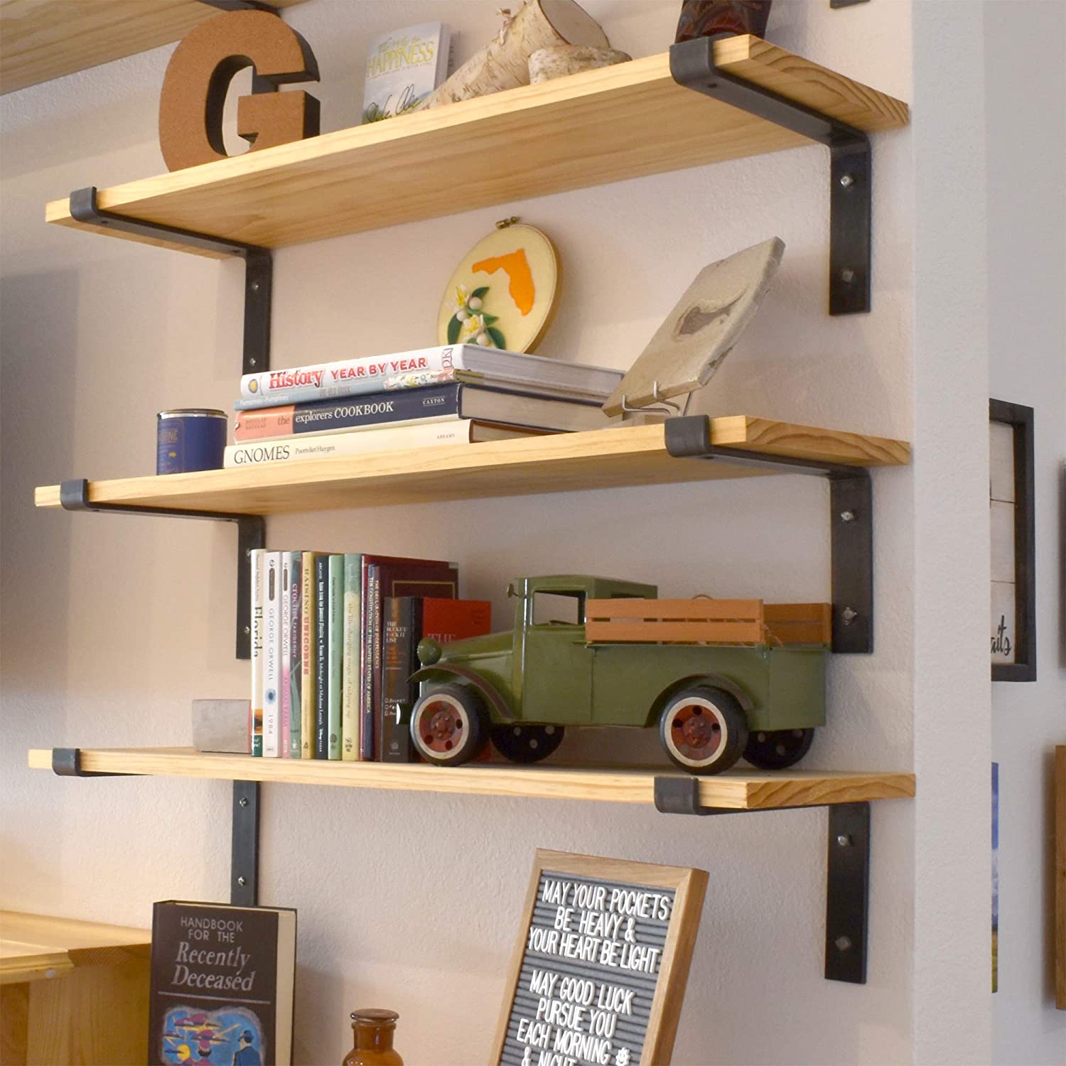5mm Thickness Steel Q235 Ladder Style Ceiling Mounted Floating Shelf Brackets