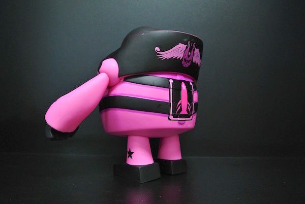 Customized Pink Black Coin Bank Toy Hands Movable 8 Inch For Home Decoration