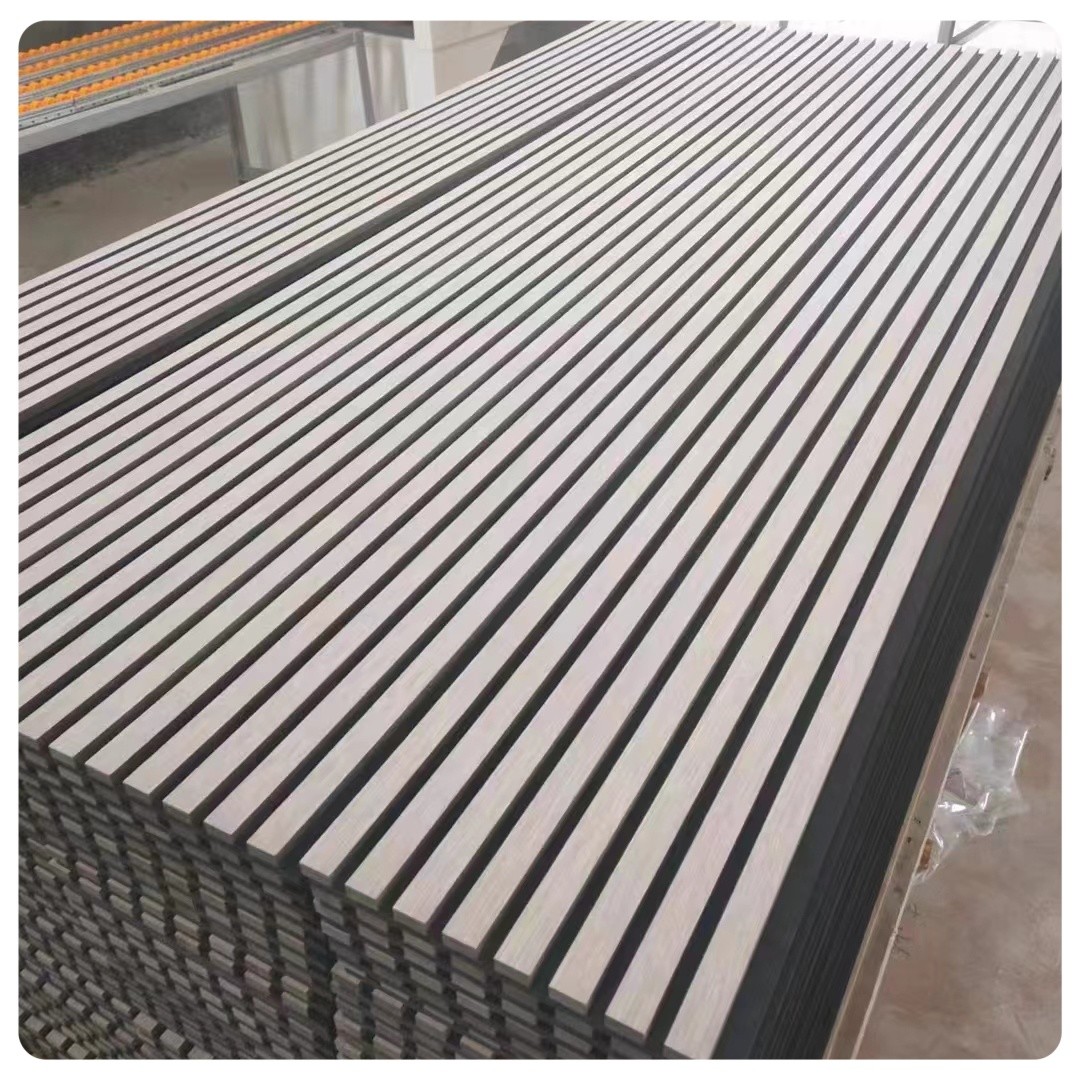 Customized Solid Wood MDF Acoustic Panels With Modern Wooden Slat Design Soundproof With Veneer Finish Hotels Studios Gyms Halls