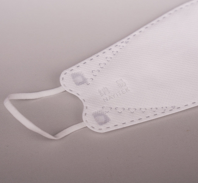 White 3 Layer Face Mask Latex Free Effectively Isolating Bacteria Pollen Dust Haze