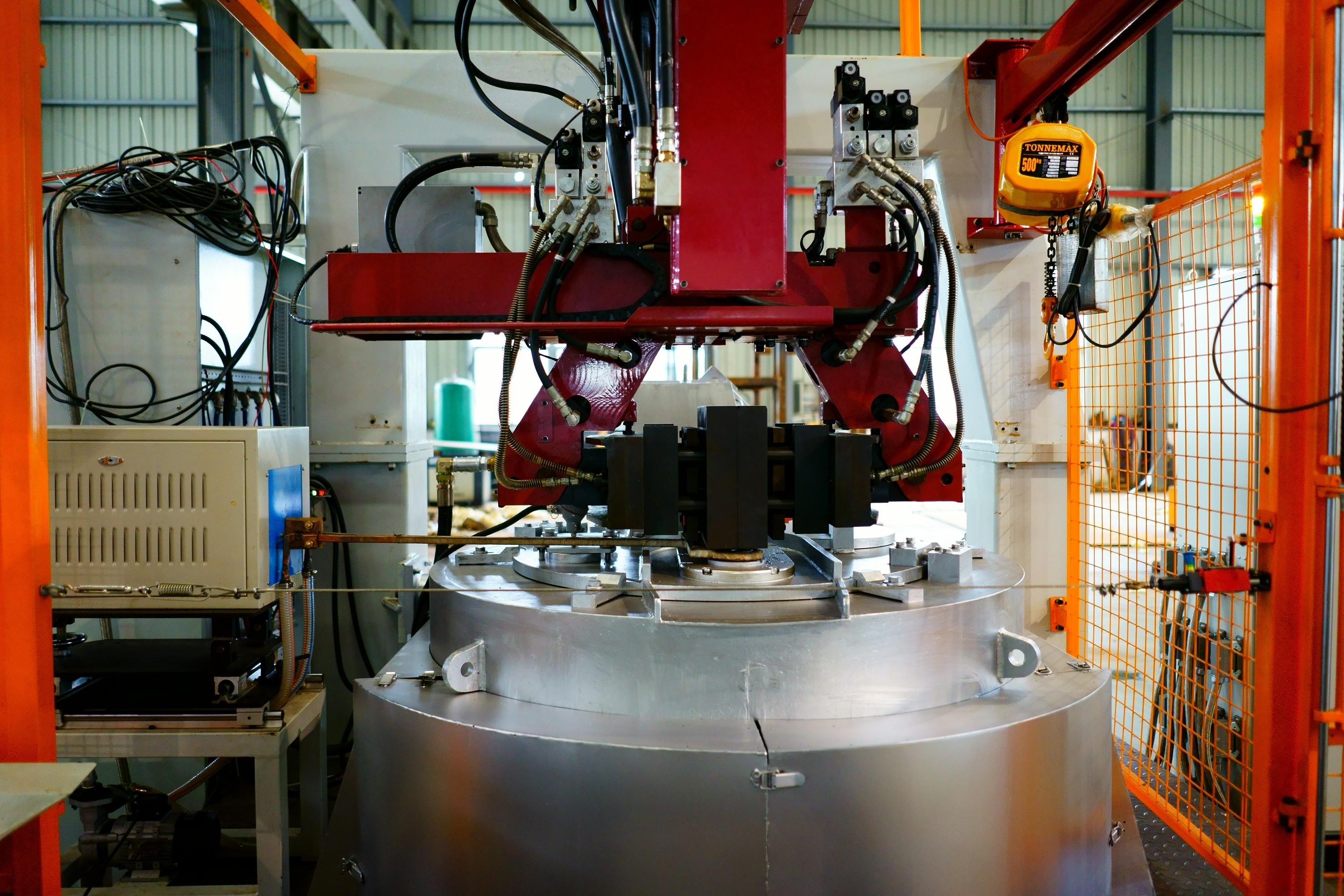 12KW Hydraulic Low Pressure Die Casting Machine For Brass Die Casting