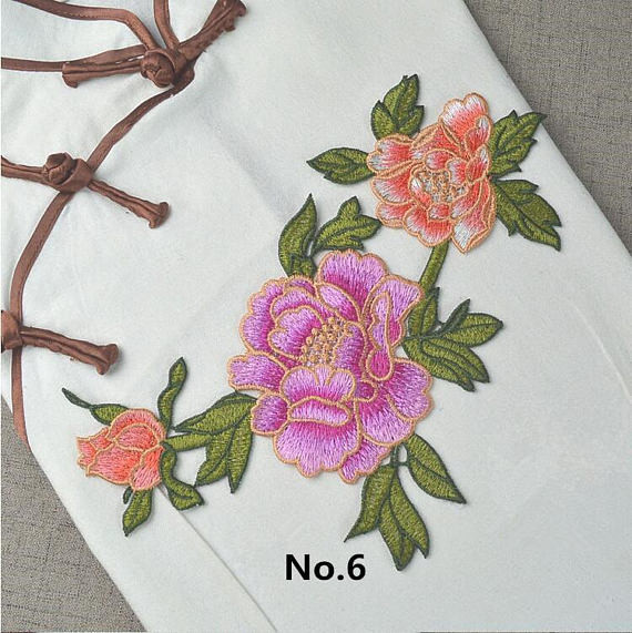 Custom Colorful Embroidered Tulip Floral Applique Patches Self Adhesive 22.5 CM X 16 CM