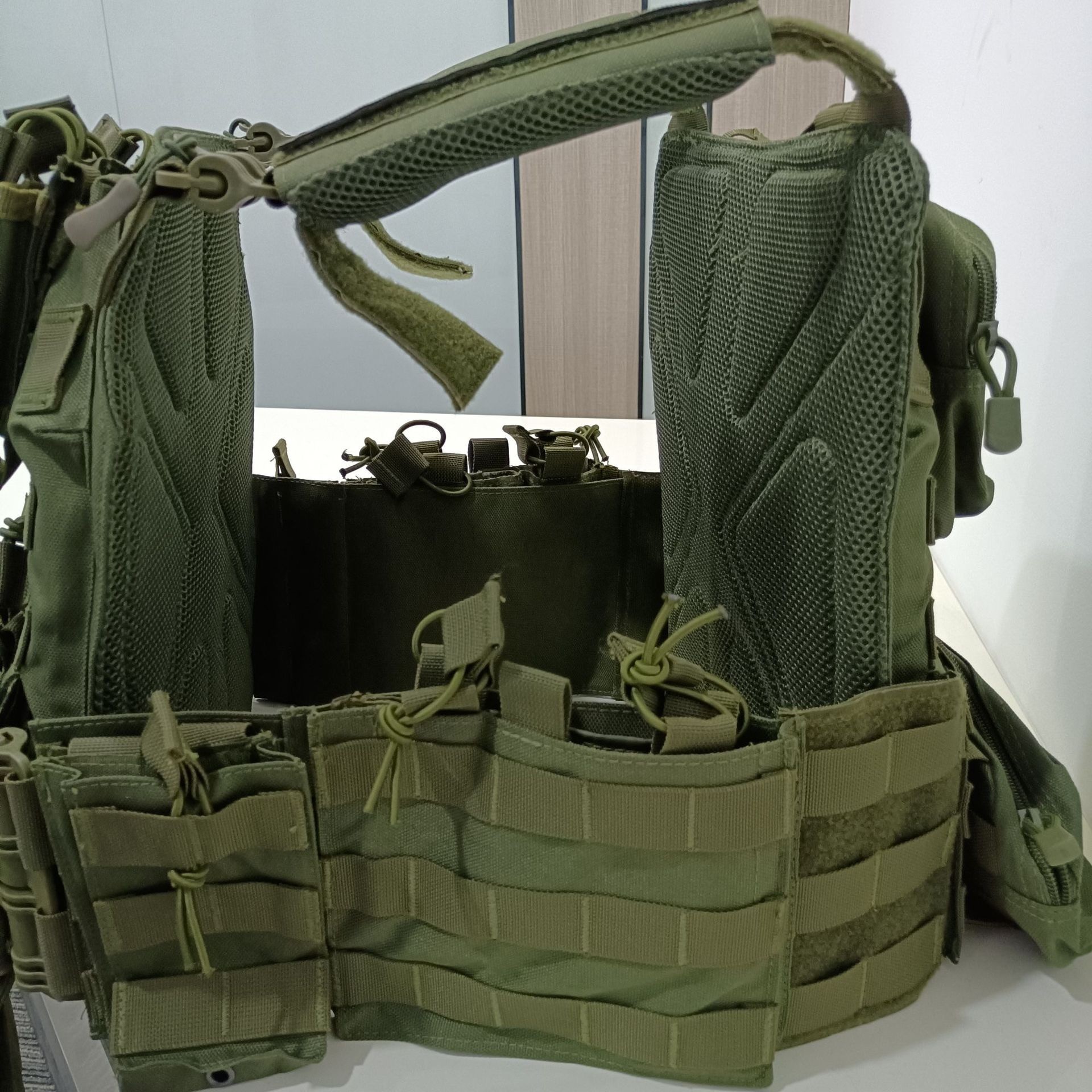 Combat Tactical Vest Military-Grade Protection for Military and Law Enforcement