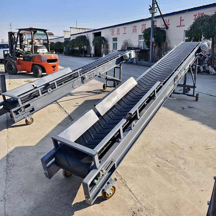 High Angle Conveying EP100/EP150/EP200 Inclined Conveyor Belts With Low Energy Consumption
