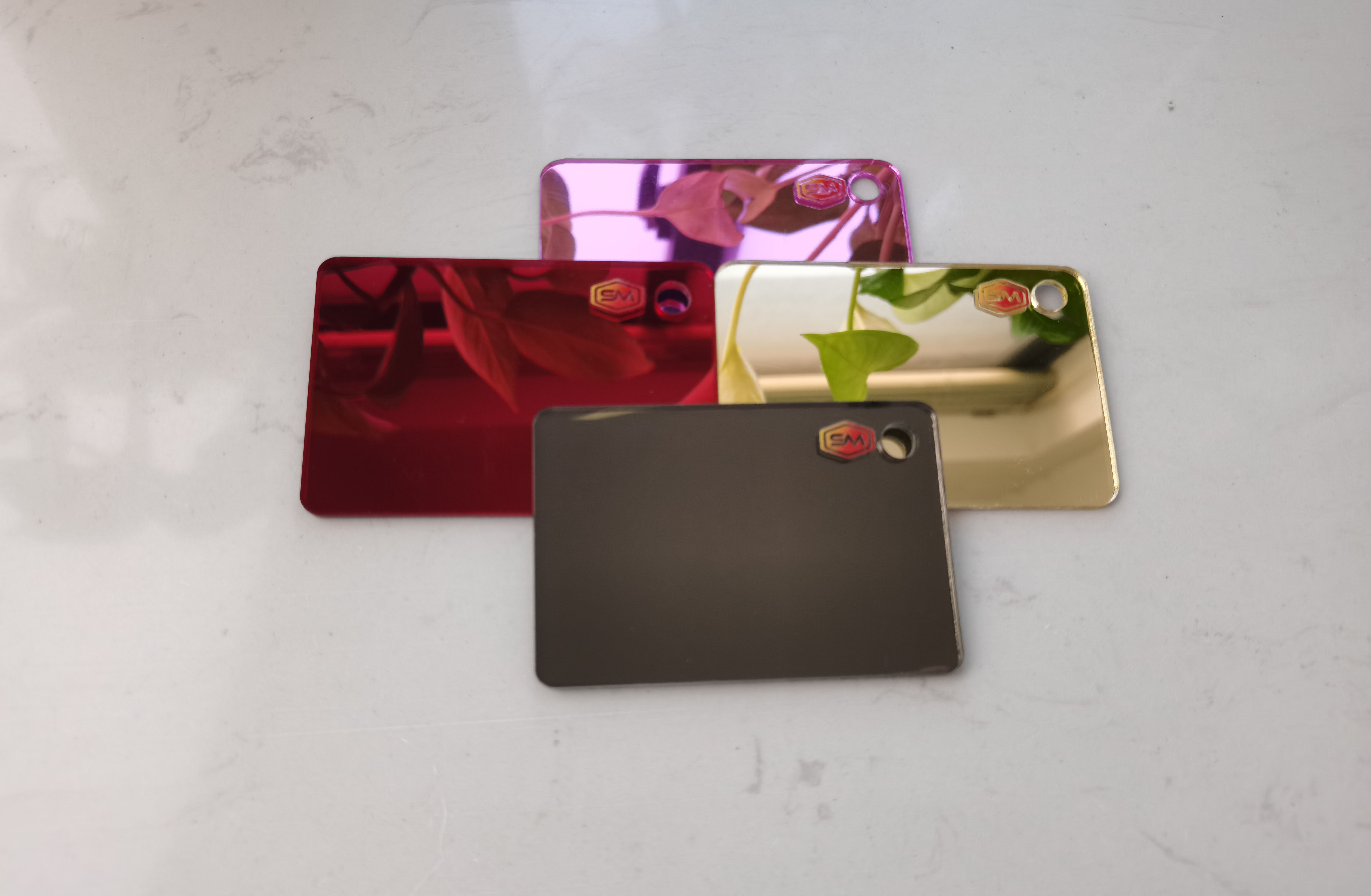 Red Double Sided Flexible 1MM 2MM 5MM Self Adhesive Mirror Acrylic Sheet PMMA