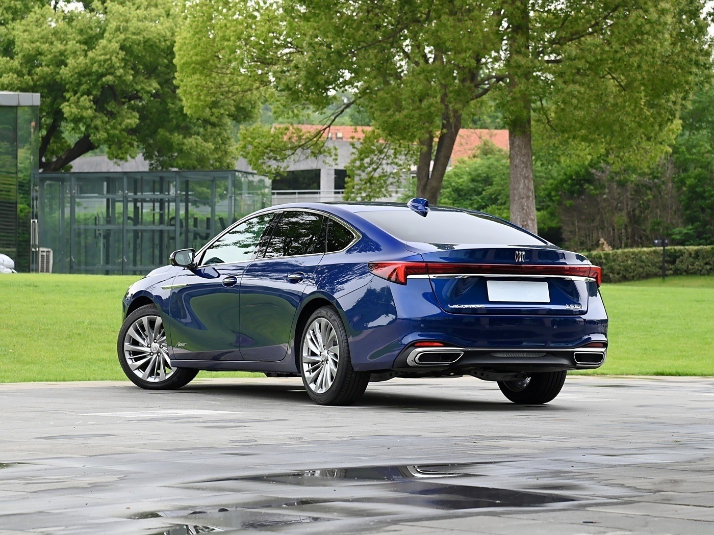 Buick Lacrosse JUNYUE Best Buick Cars With Difference Version 230Km/H