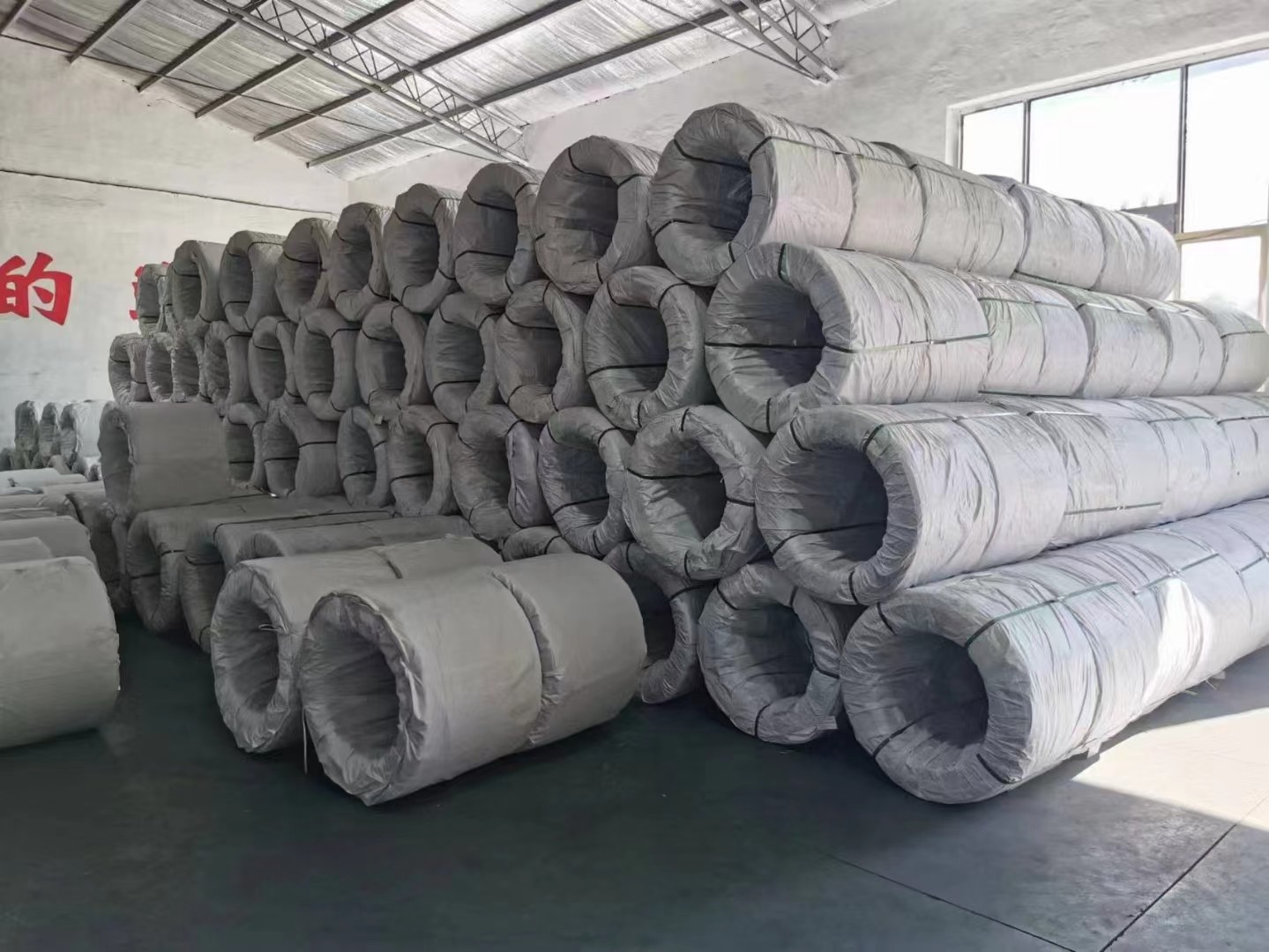 EN10147 / EN10142 / DIN 17162 / JIS G3302 Steel Wire Rod With Standard Sea Package