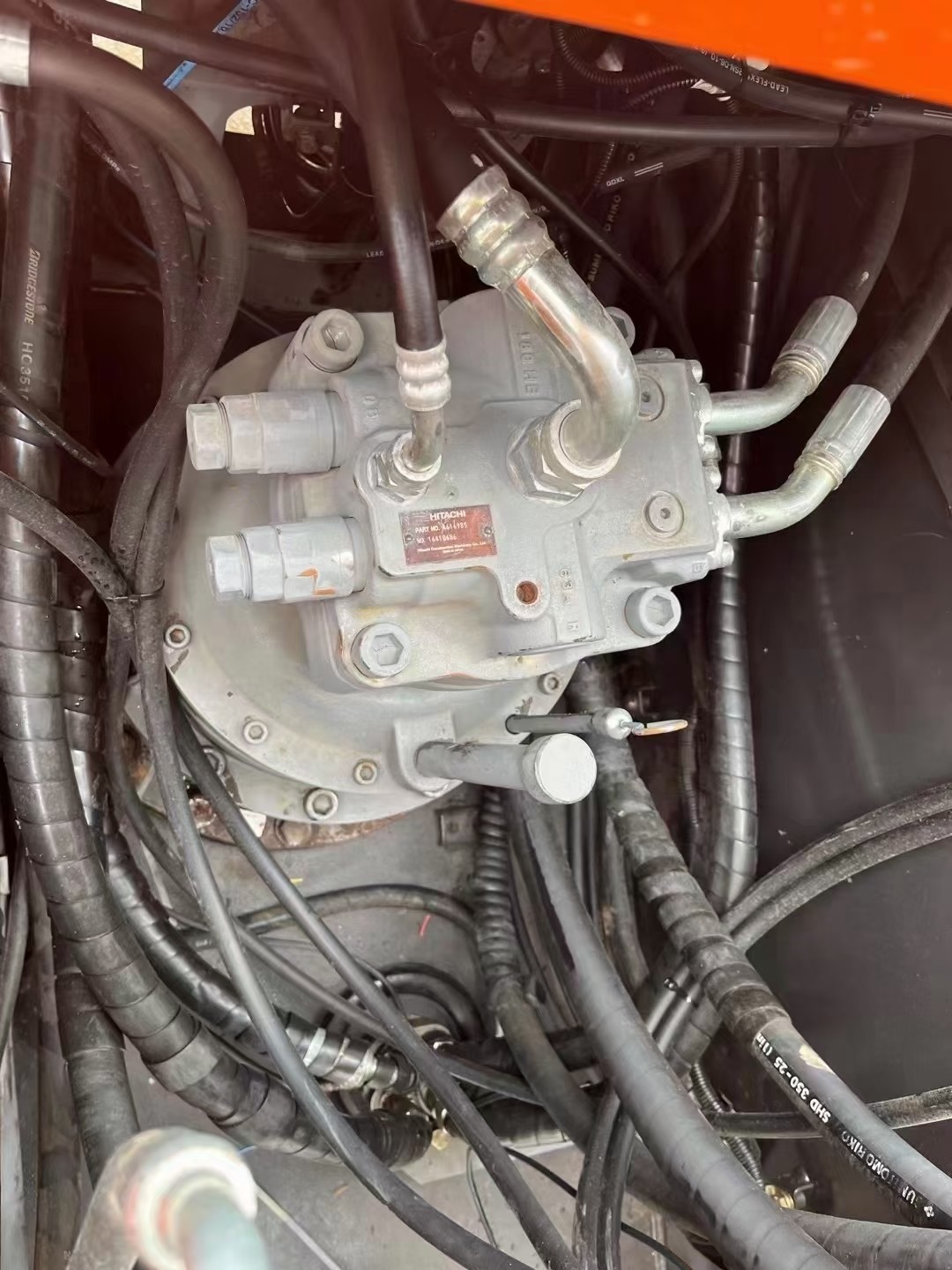 Fast Speed ZX300-5A Used Hitachi Excavator With Original Imported New Isuzu Engine