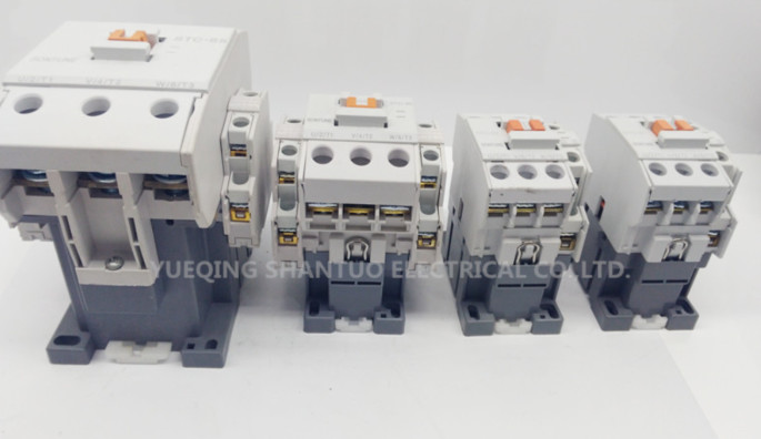 White Electrical Magnetic Contactor 3P / 4P 60Hz STC-40 GMC LC1-F