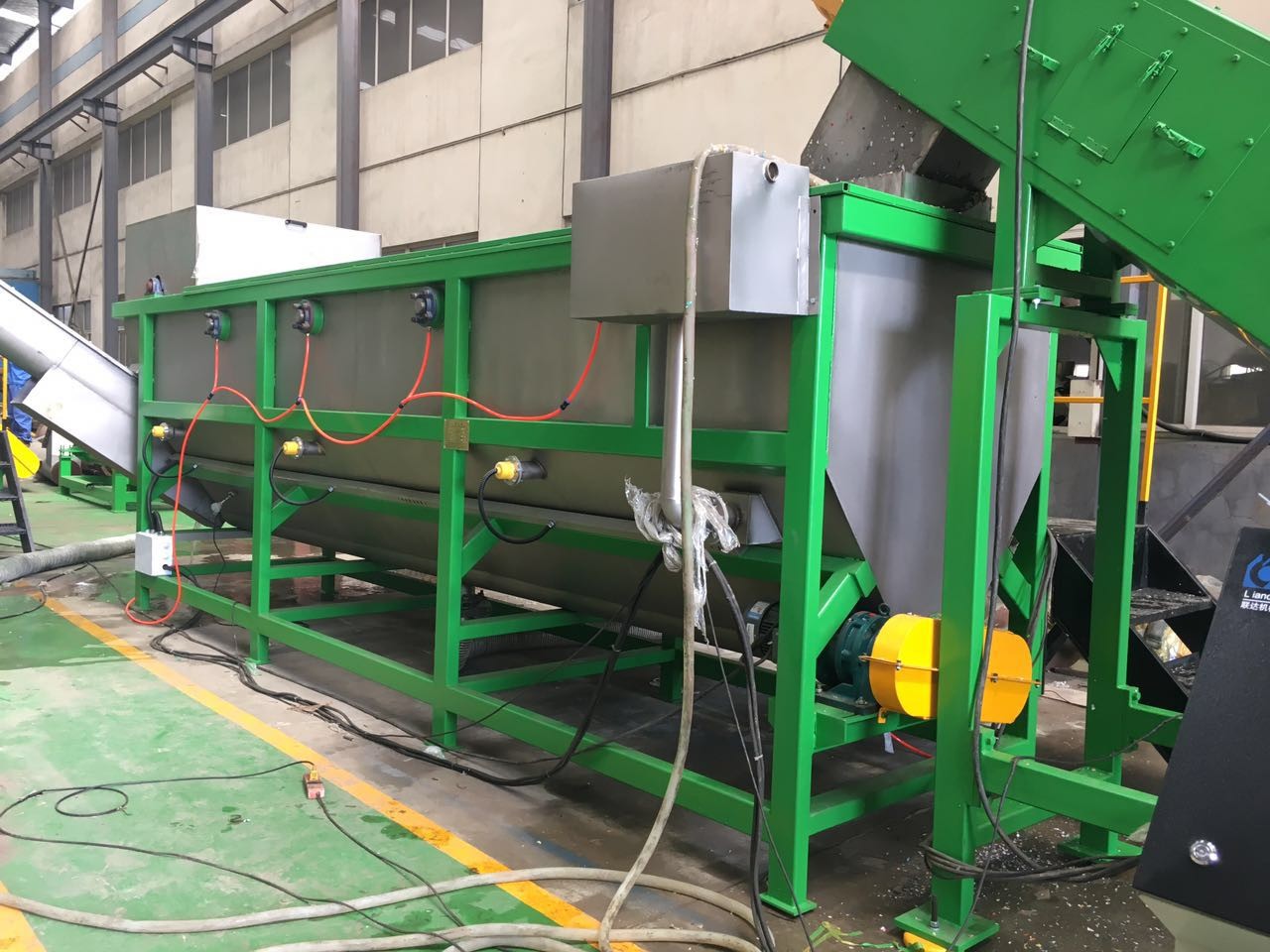 Waste Milk Bottle Plastic Recycling Machine Crushing Washing Drying Line