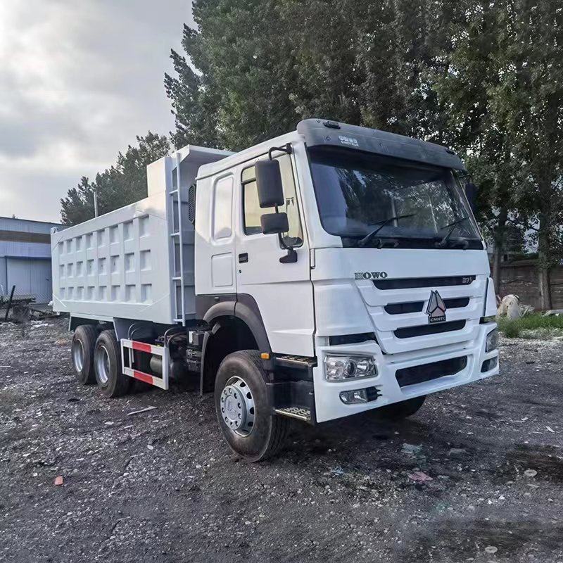 6x4 Drive Wheel Ghana Howo Tipper Truck Prices Manual Transmission