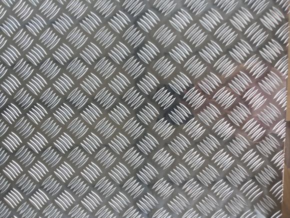Custom Diamond Aluminum Tread Sheet 3003 H224 Aluminum Checkered Plate