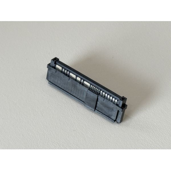 High-Speed SAS 68Pin Female Connector 180 Degree Solder Type Gold Plated 15u Terminal 10.5mm For HDD SSD Server Cable Assembly