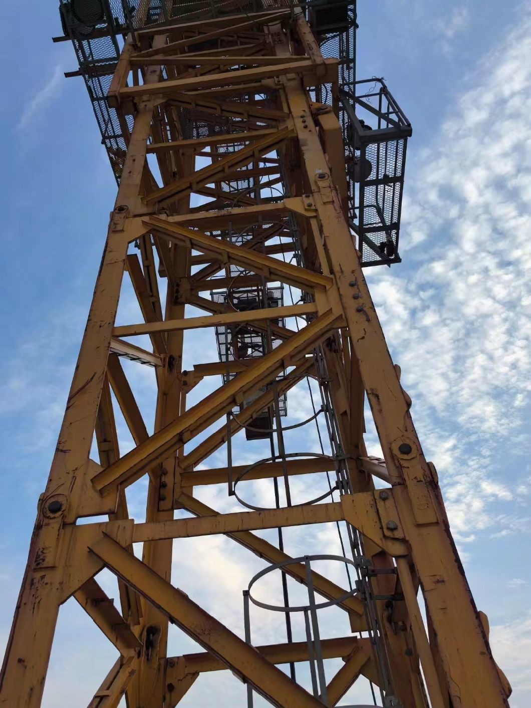 Please Send Whatsapp If You Need to Contact The Tower Crane 7020-36b in 2018