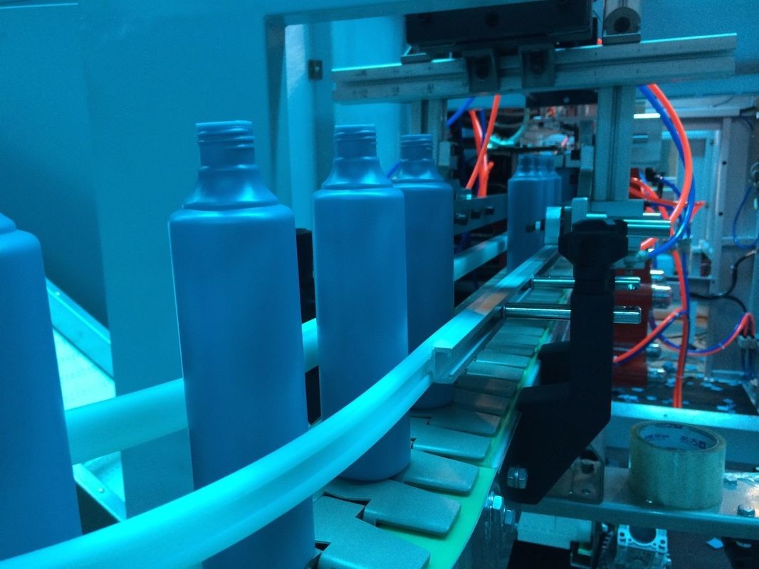 Auto Defleshing System Plastic Bottle Blow Molding Machine
