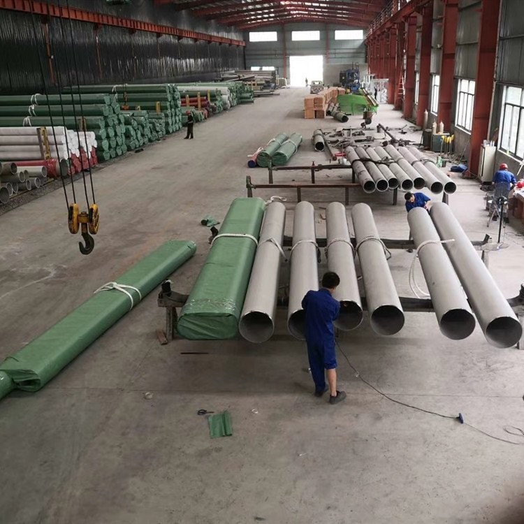 304L ASTM Polished Stainless Pipe 0.1mm-60mm Round Mill Edge