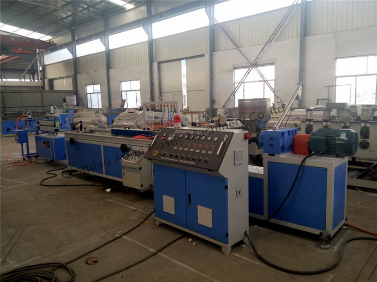 Mildew Proof PLC Control PVC Profile Twin Screw Extruder
