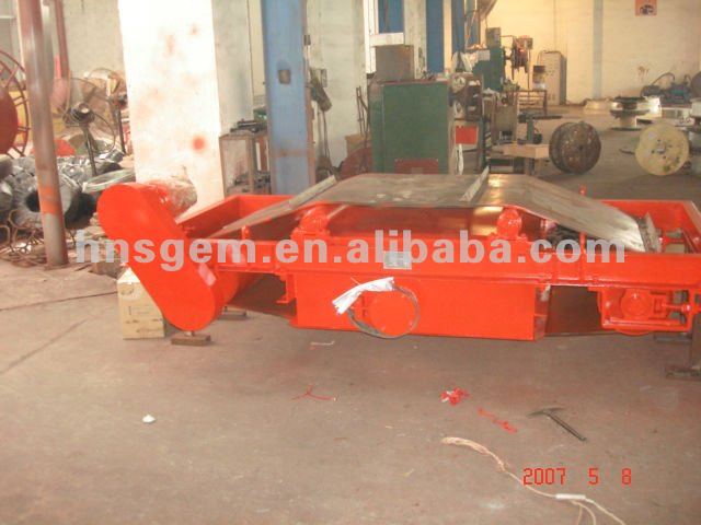 Self Cleaning Magnet Separator