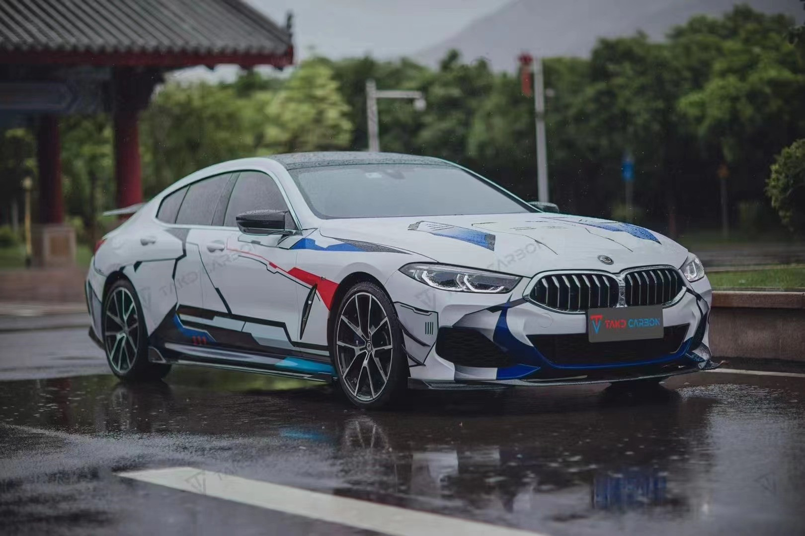 Auto Parts for BMW 8 Series G14 G15 G16 840i Carbon Fiber Body Kit 840i Carbon Fiber Front Scoop Diffused Spoiler Side Skirt