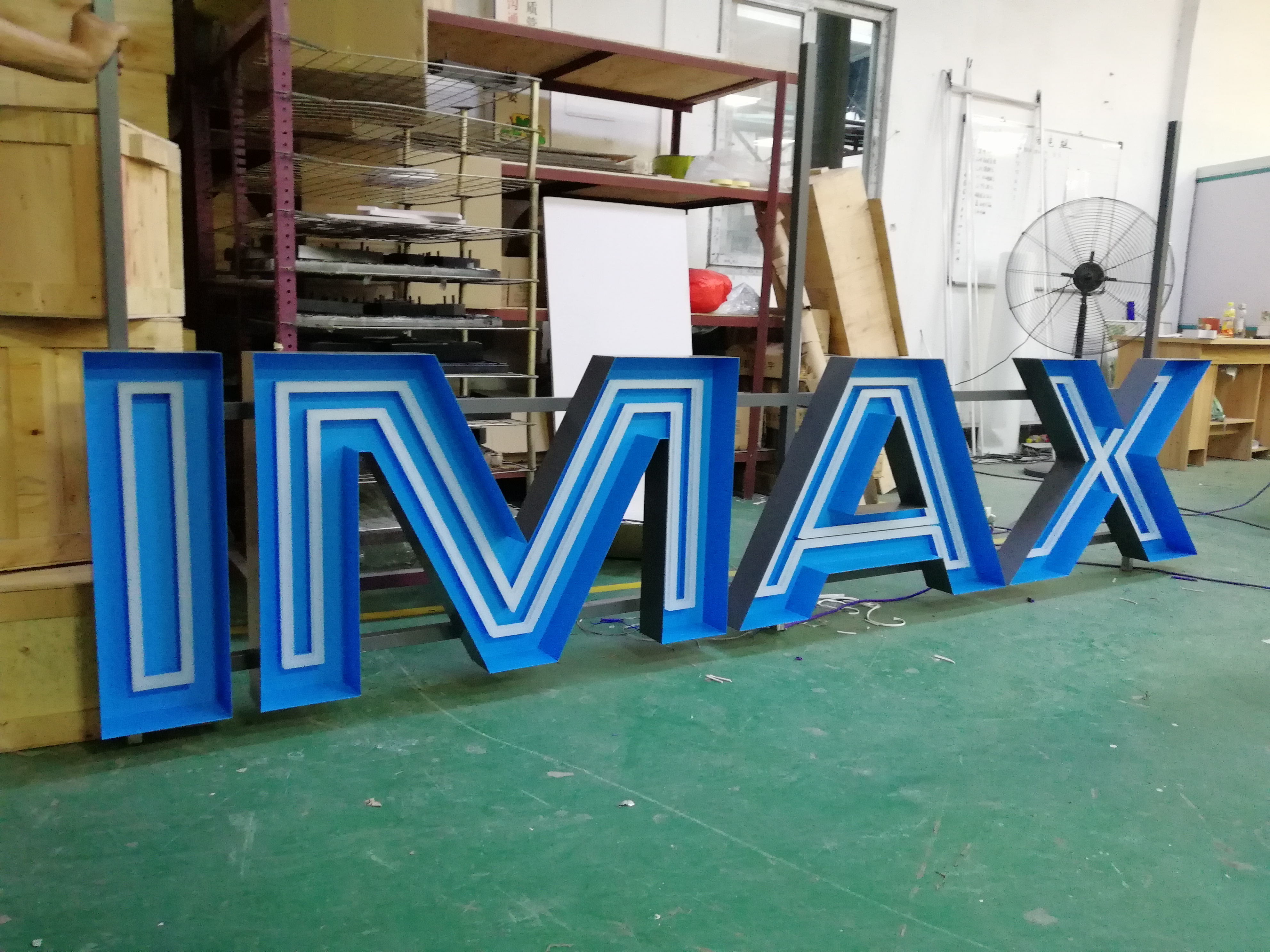 Outdoor Stainless Steel 3D LED Letter Signs PANTONE / RAL Wall Mounted Installation
