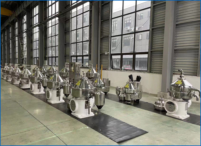 Compact 110-240V Disc Bowl Centrifuge For Liquid Liquid Separation