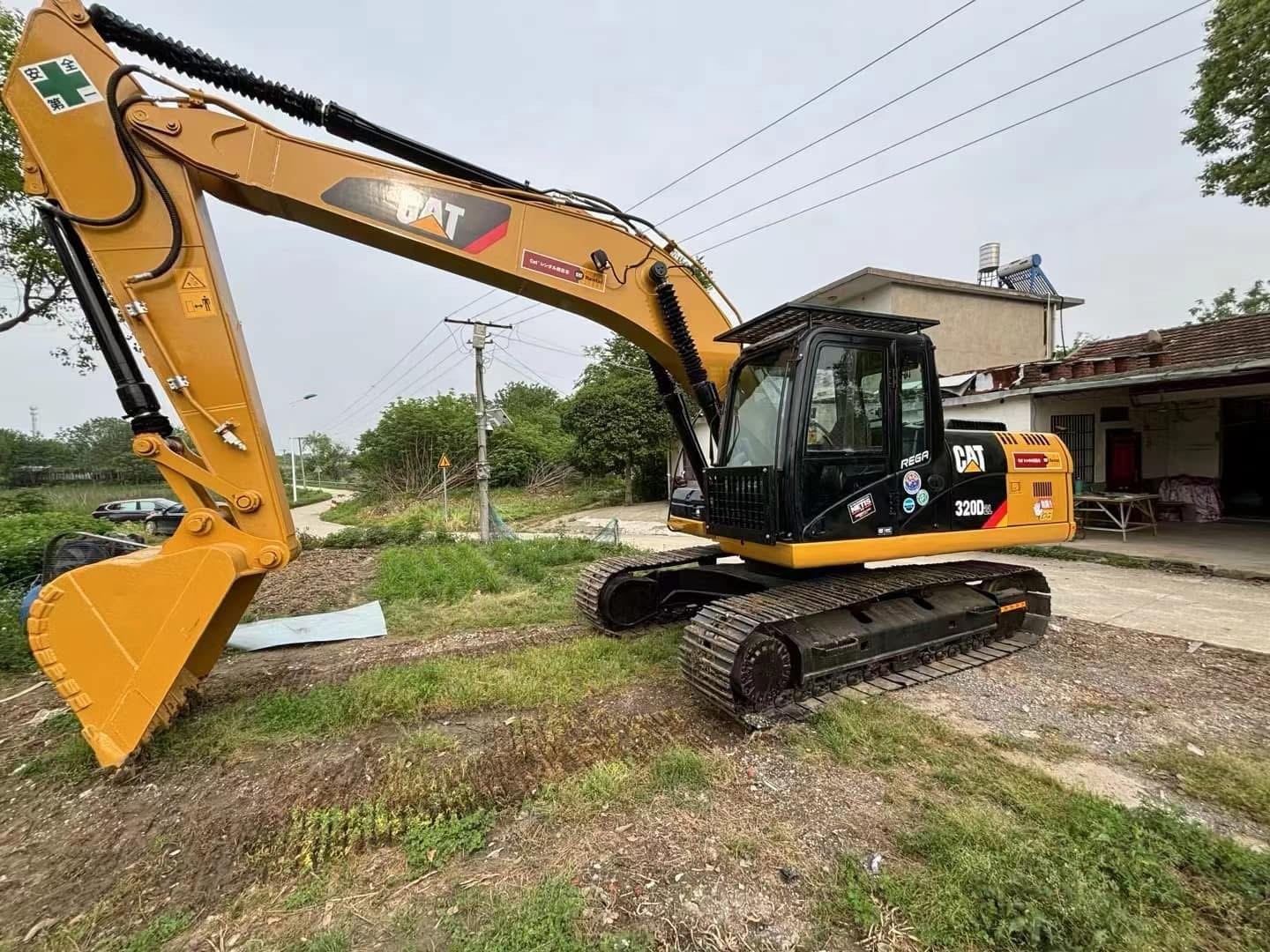 China Official Wholesale Used Cat 320 Excavator Machine Full Series 20 Ton Medium Size Caterpillar 320D 320D2 320D2L 320DGC
