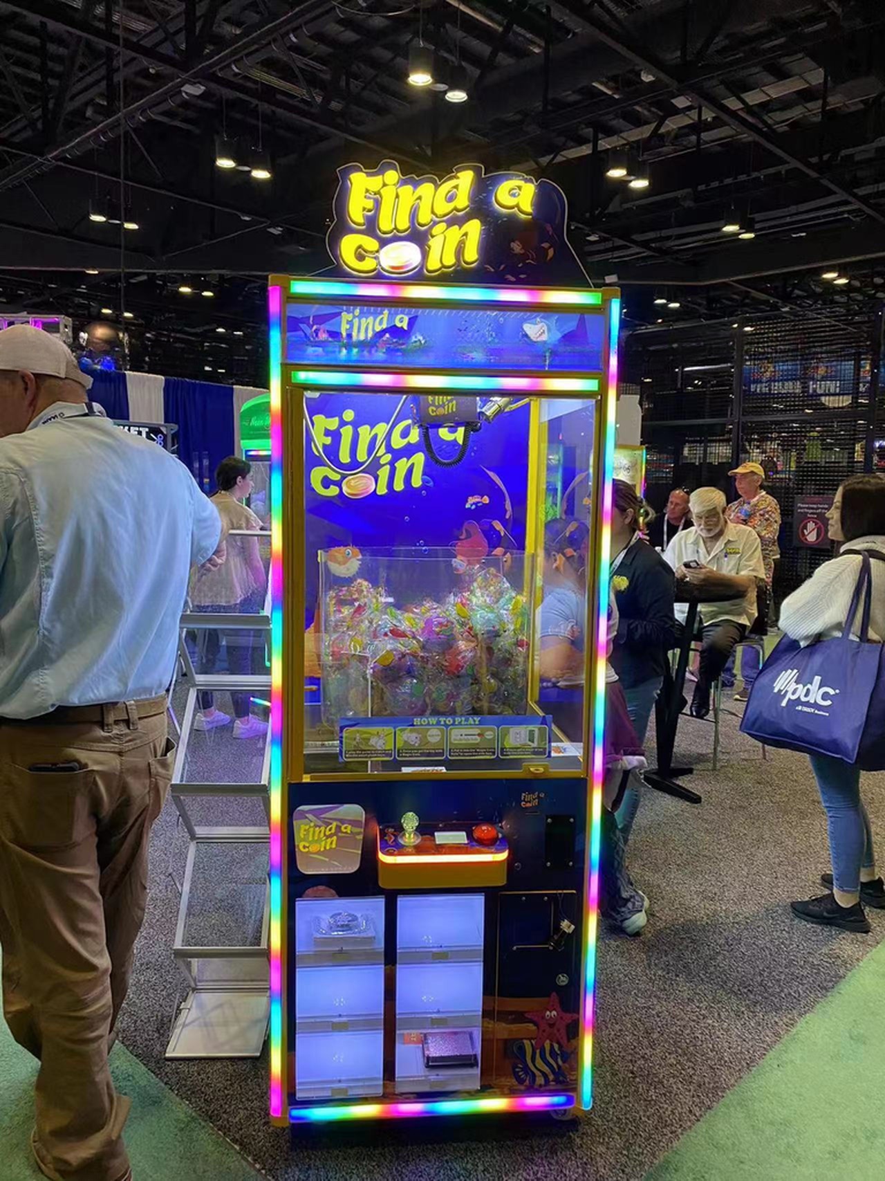 Dreamland Coin operated find the key claw crane prize vending machine for shopping mall