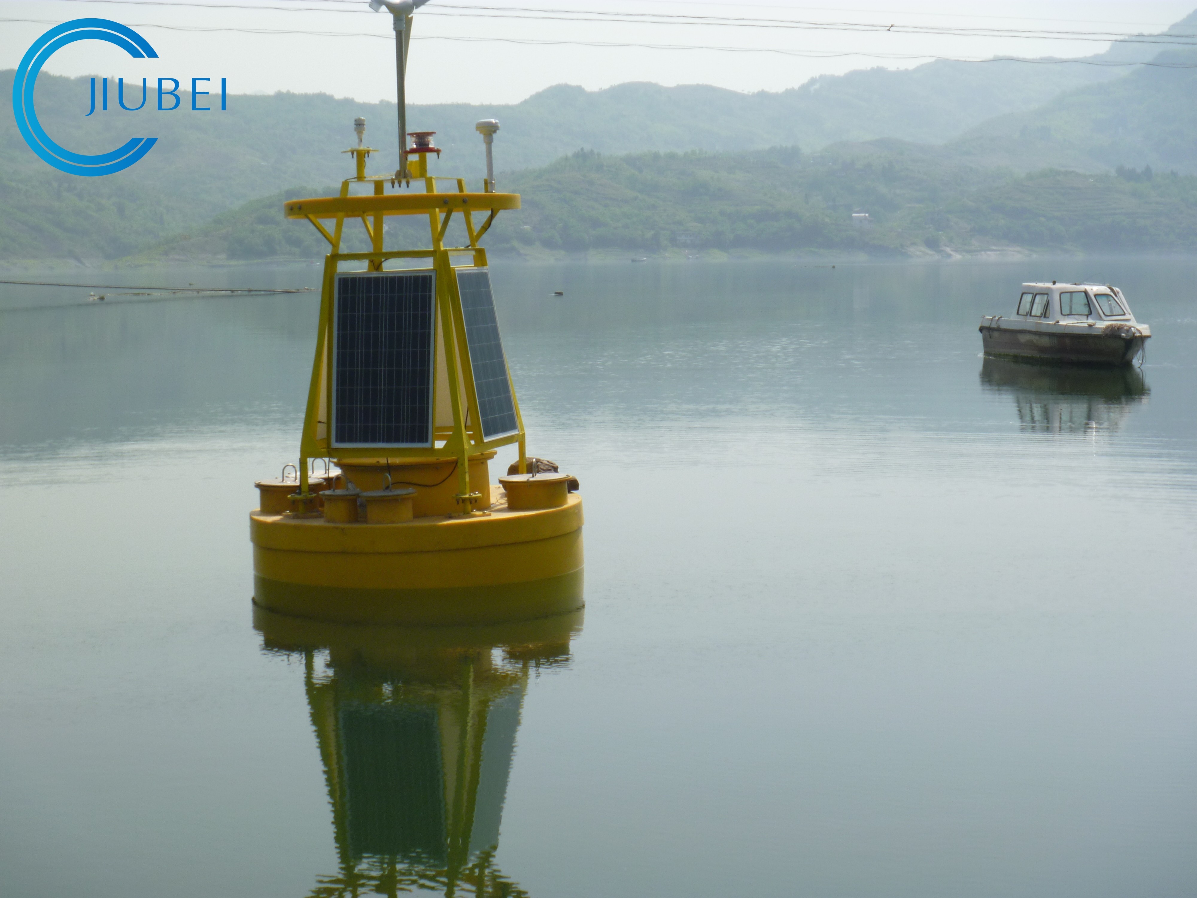Easy Install 800kg Buoy With Impact Resistance 1550mm Focal Plane Height