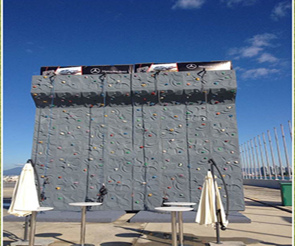 Anticorrosion Backyard Rock Climbing Wall OEM Design For Amusement Park