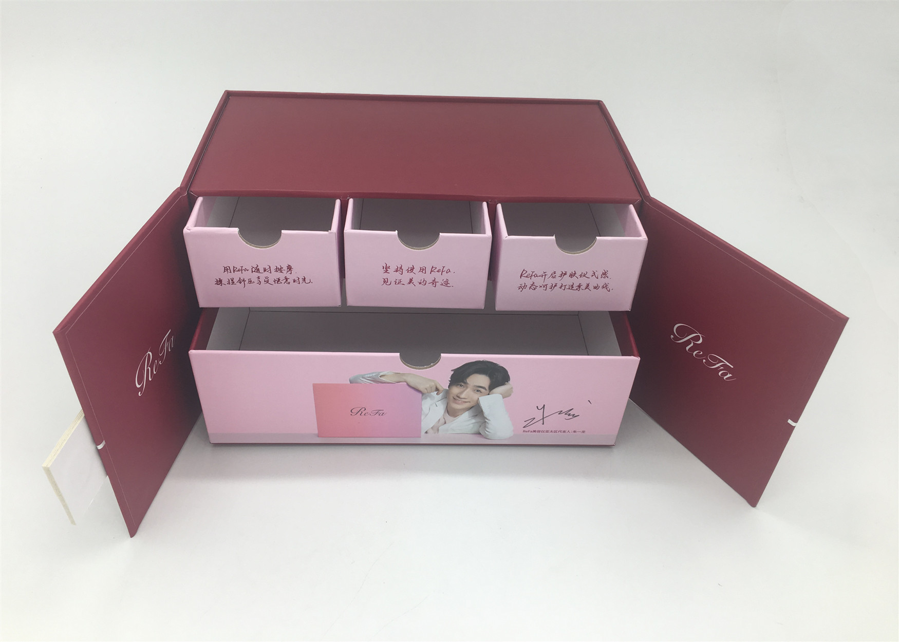 Magnetic Flap Color Printed Rigid Gift Boxes / Two Door Drawer Branded Packaging Boxes