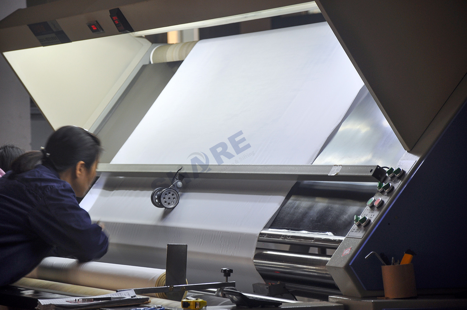 Woven Polyester Filter Sheet Slightly Hydrophobic Polyester Filter With High Strength In Laboratory