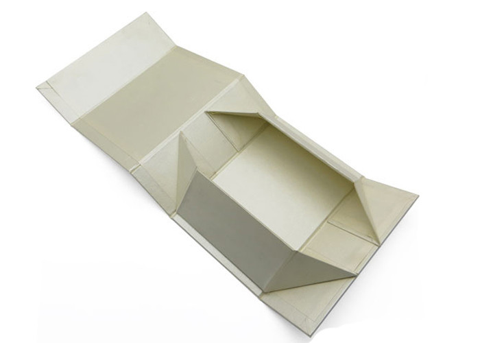 Custom Logo Luxury Cardboard Magnetic Folding Gift Closure Packaging Boxes