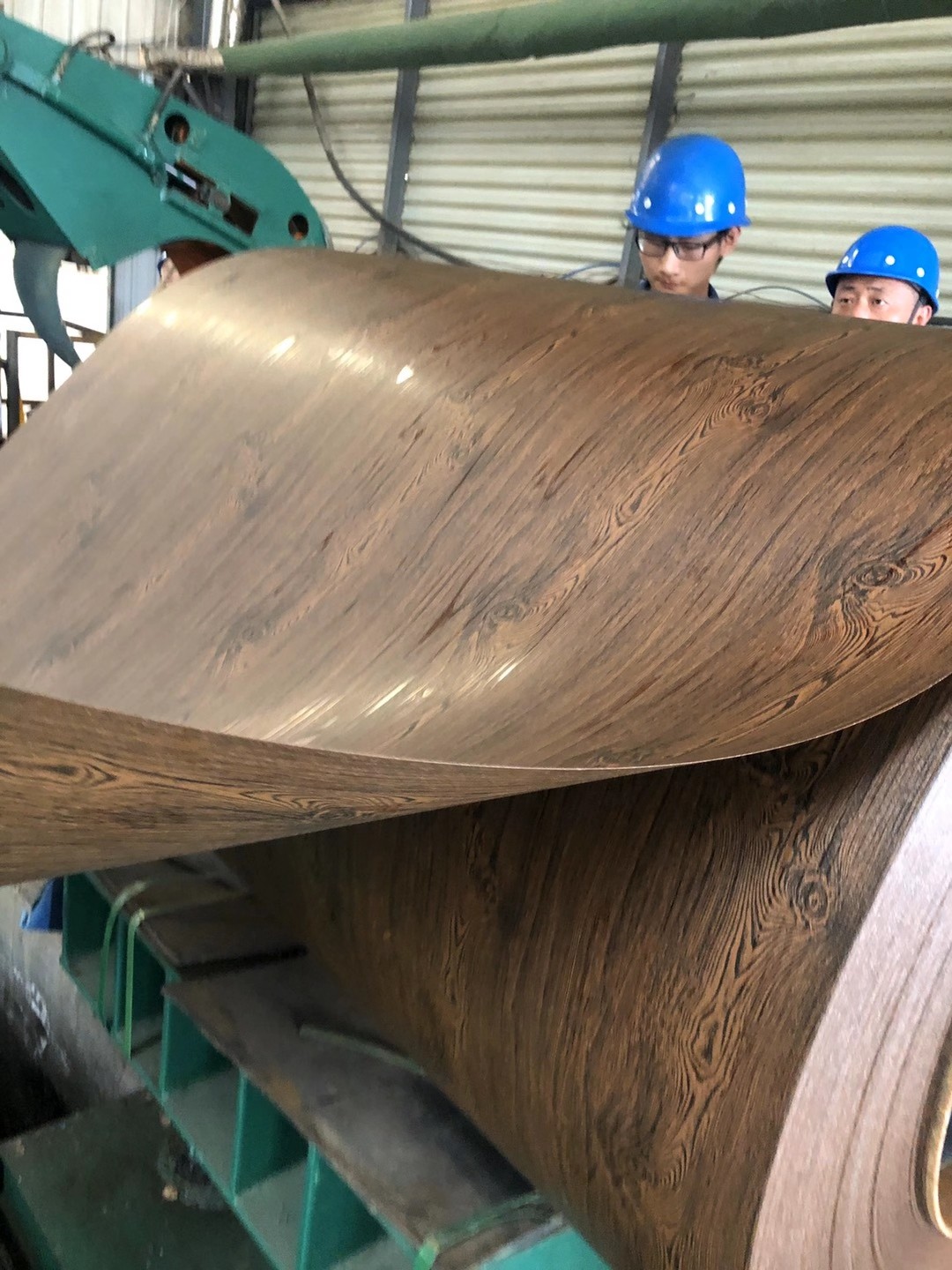 Zero Spangle Surface Structure Color Coated Steel Coil With 1000-1500mm Outer Diameter