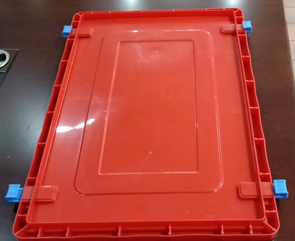 Virgin Plastic Red Euro Stacking Containers 400*300 mm Conveyor Sorting System Lids Option