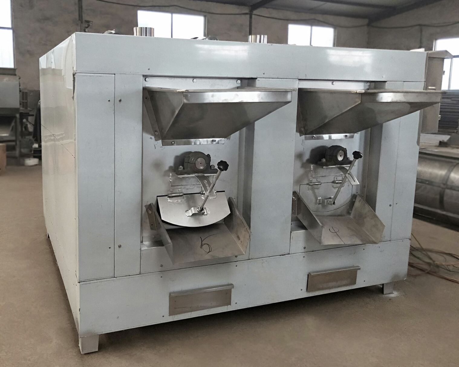 ACP Cocoa Powder Making Machine 200kg H Peeling Cocoa Bean Roaster Machine