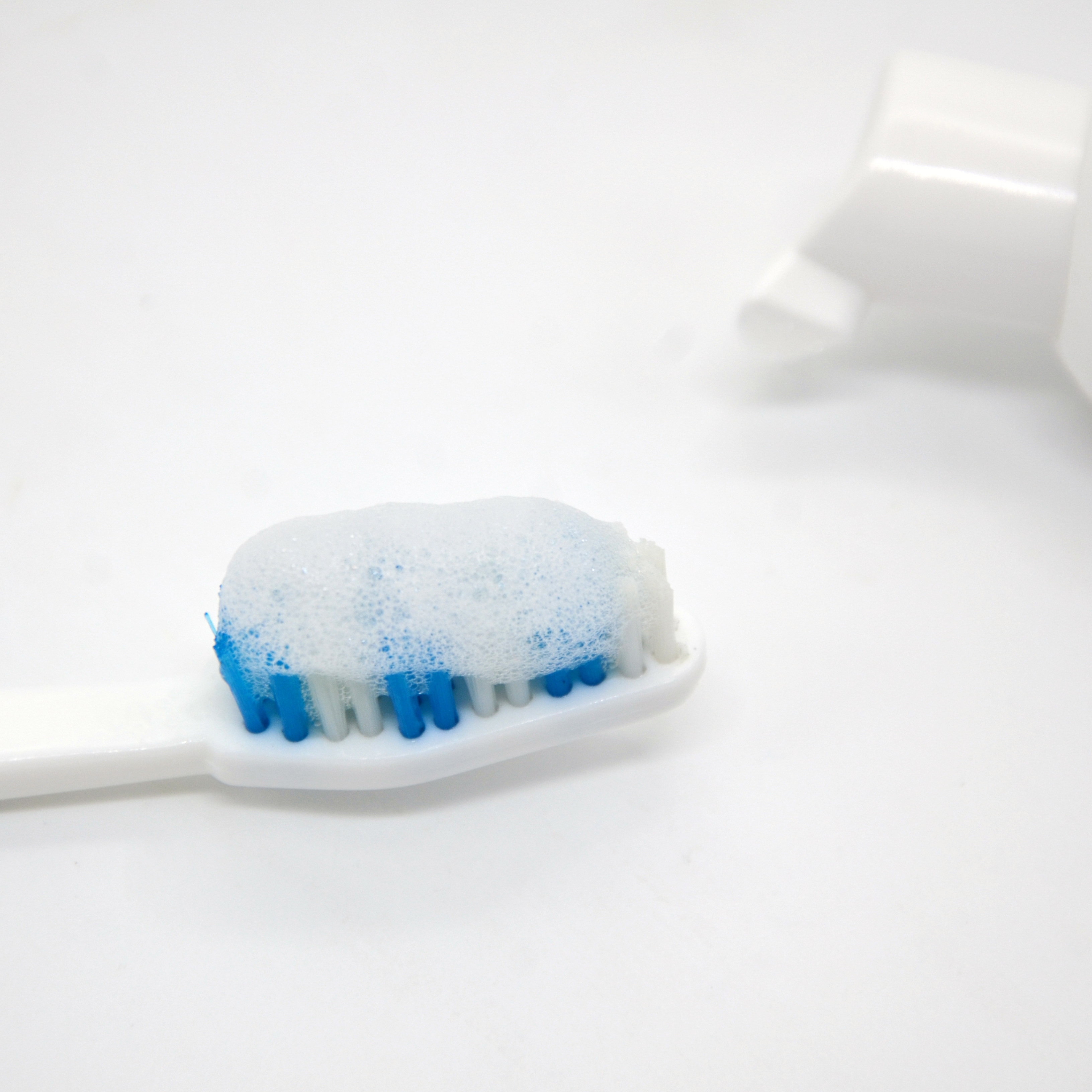 50ml Kids Toothpaste Mousse Swallowable Teeth Mothproof Strawberry Oral Cleaning Foaming Liquid
