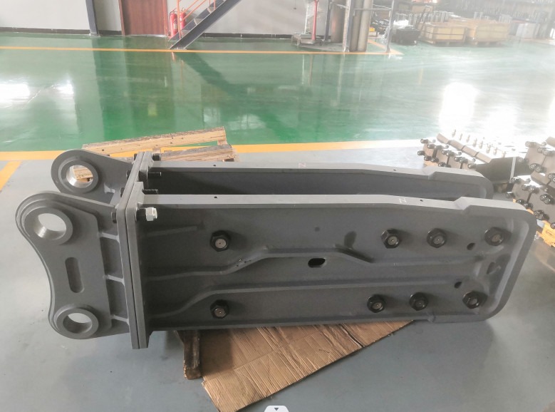 High precision Excavator Hydraulic Breaker Backhoe Breaker Attachment 4Ton68
