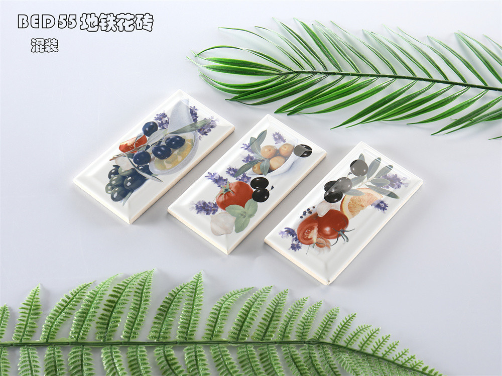 A Scene Of Harvest ,SGS White Body Glossy 7.5x15.2cm Subway Porcelain Wall Tiles For Home Embellishment And Dining Room