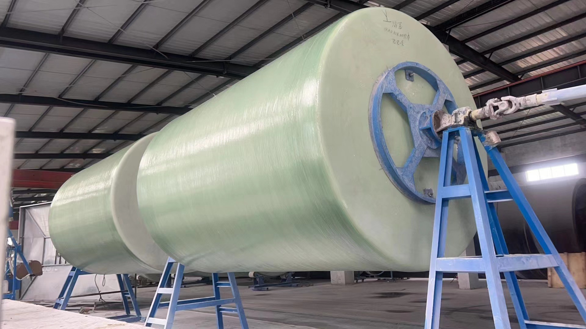 Cylindrical High Strength FRP HCL Storage Tank For Finely Processed