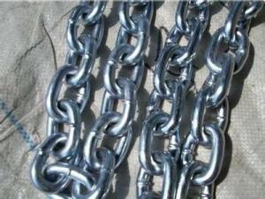 China Germany Standard Welded Link Chain DIN5685 Link Chain  From 2mm To 13mm on sale