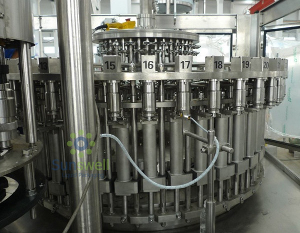 PET Bottle Gravity Hot Filling Machine Heat-resistant For Beverage