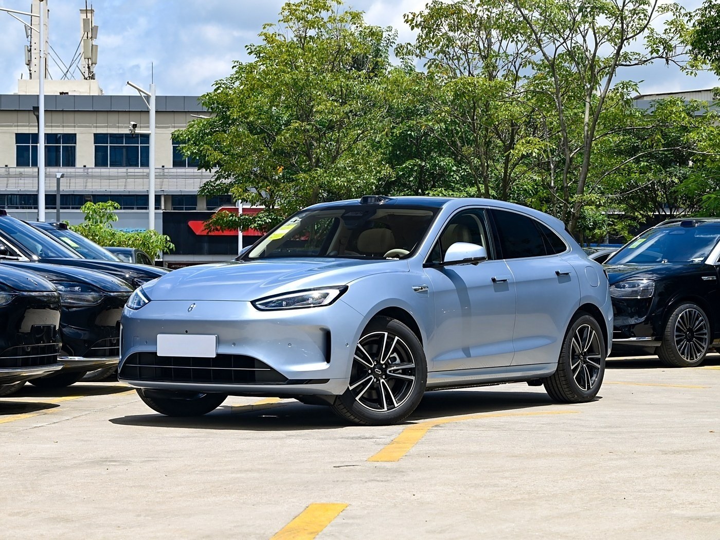 AITO M5 SUV Medium Extended Range / Pure Electric Ai Intelligent Driving