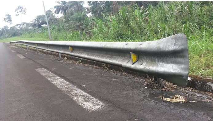 Q235 Q345 Galvanized Steel Highway Guardrail Fishtail End for Customized Projects