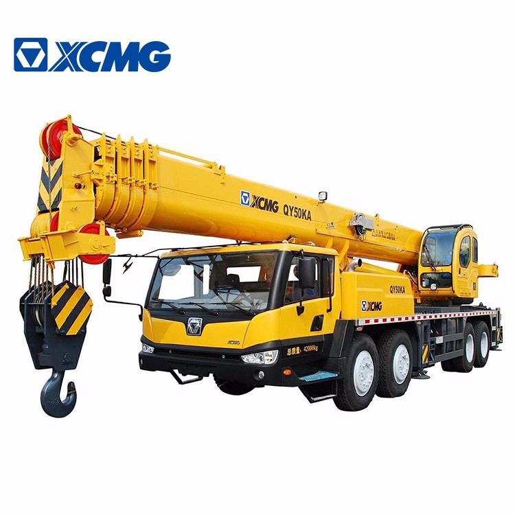 High Power Small Road Grader , Road Construction Machinery Hydraulic Controlled