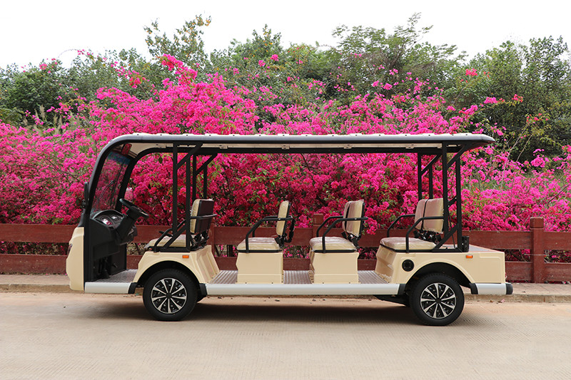 7.5KW Trojan Battery Sightseeing Electric Bus For Tourist Area 11 Passenger