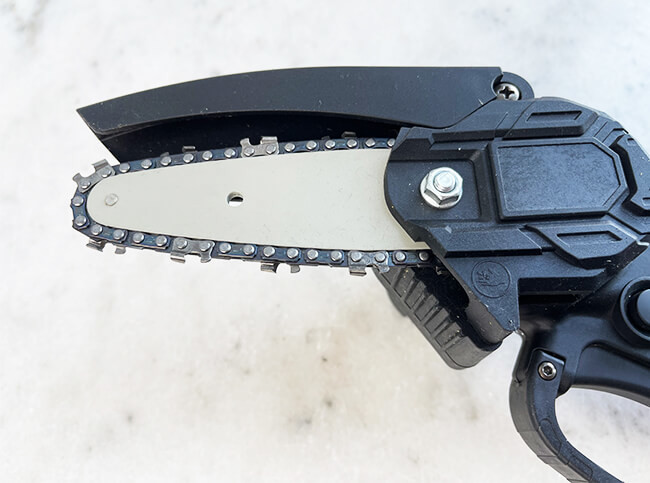 21V Moter Portable Mini Chainsaw 4 Inch Cordless Power Chain Saw