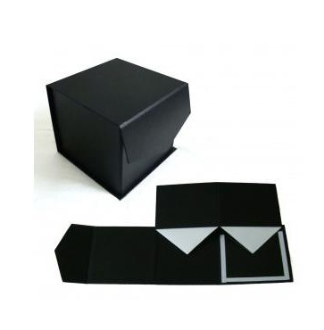 Special design customized Japanese style flat pack folding box with magnet closure